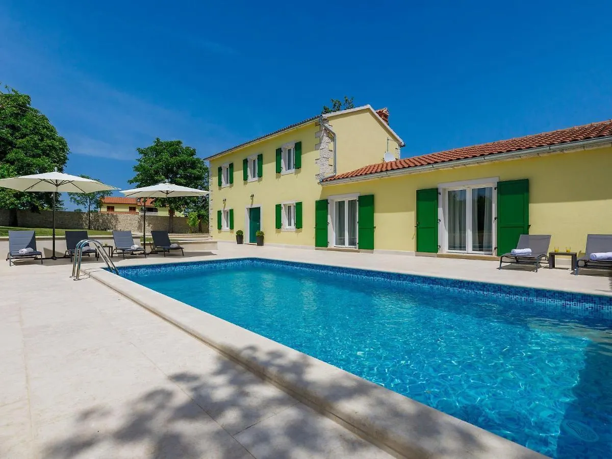Holiday Home Villa Coriticum otium Kringa
