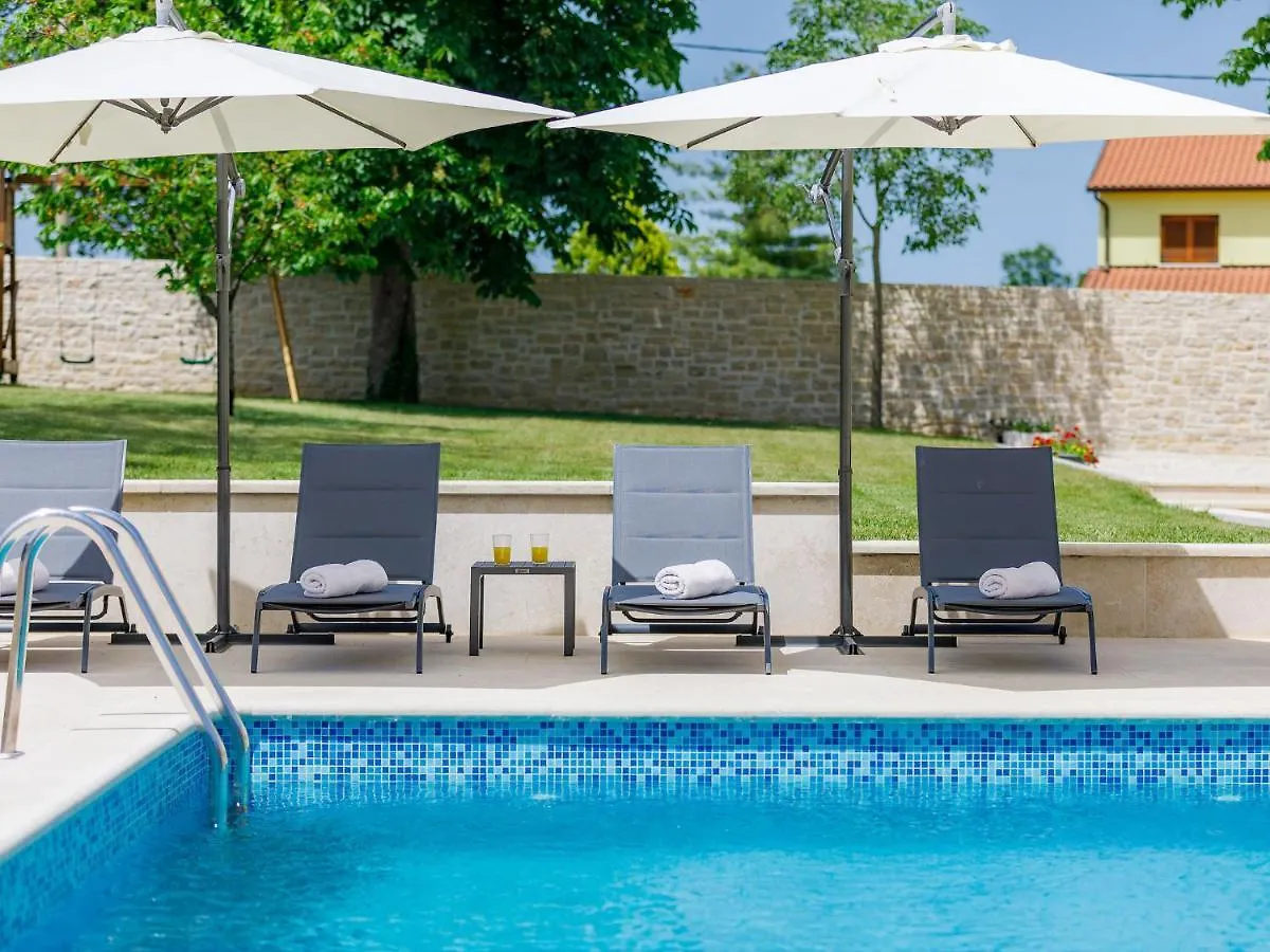 Holiday Home Villa Coriticum otium Kringa 0*,  Croazia