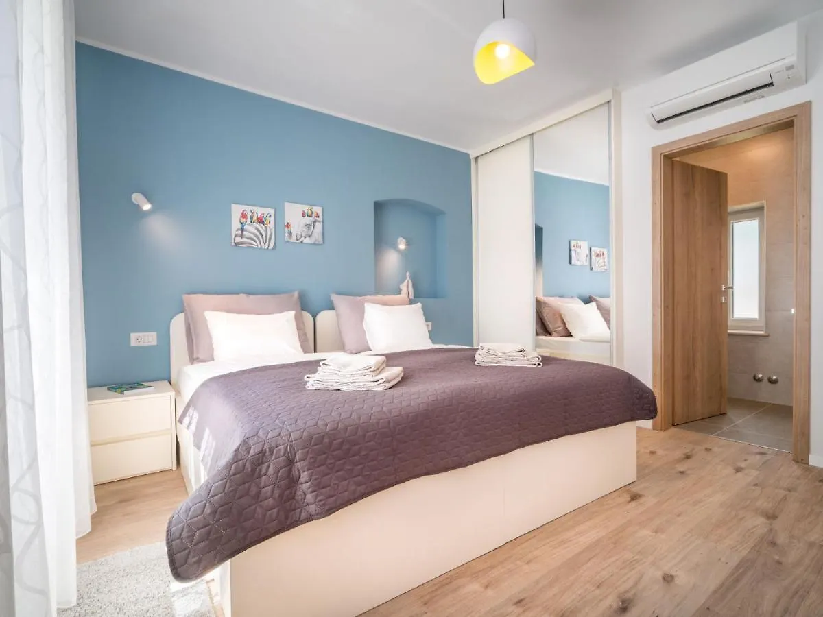 Holiday Home Villa Coriticum otium Kringa 0*,  Croazia